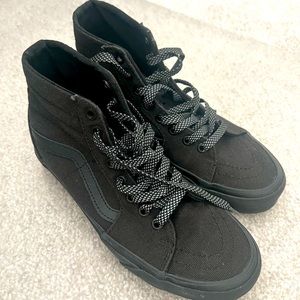 Vans size 8